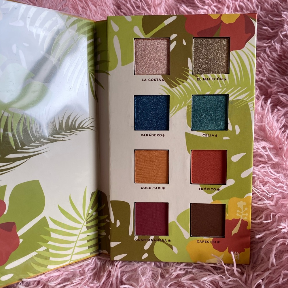 Alamar cosmetics eyeshadow palette